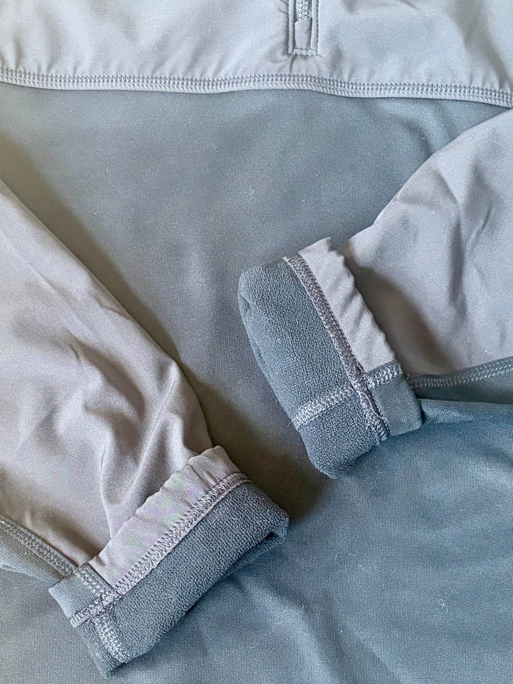 Nike✔️Quarter-Zip Performance Pullover🌨️ - Picture 4 of 6